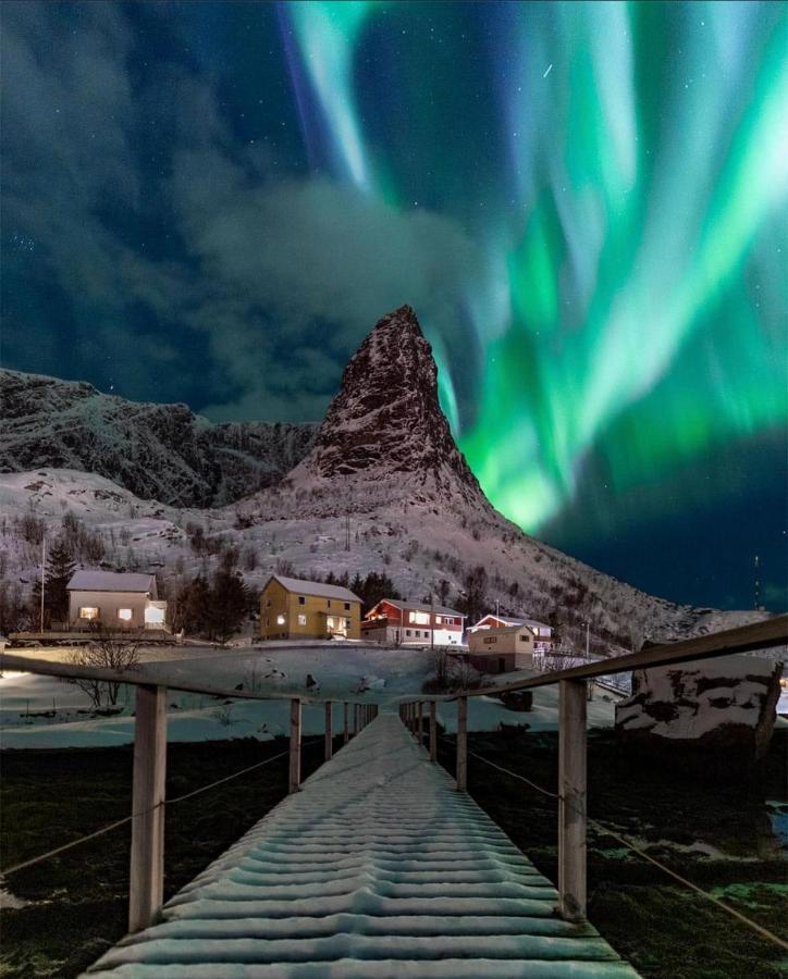 Reine Basecamp - Apartments & Rooms Exterior photo