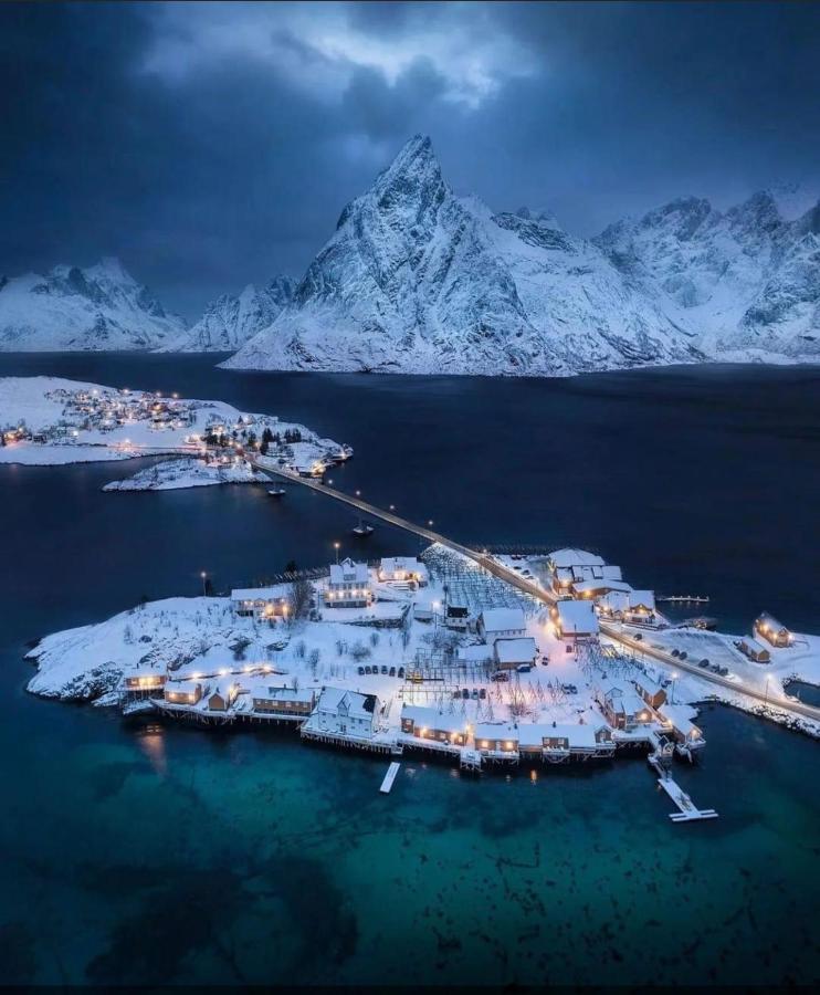 Reine Basecamp - Apartments & Rooms Exterior photo